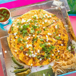 Quesabirria Pizza